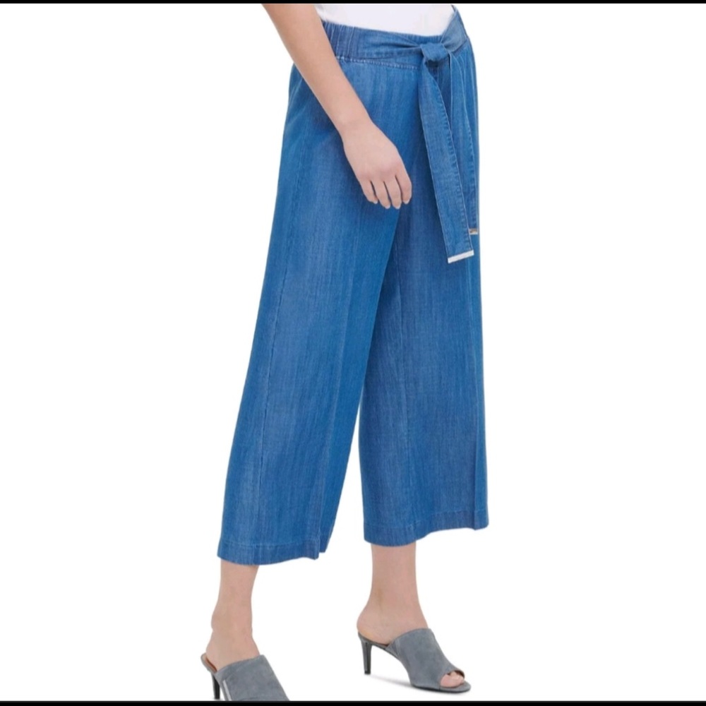 Calvin Klein Capri Elastic Waist Cropped Blue denim Lyocell Pants New Lg. Tencel